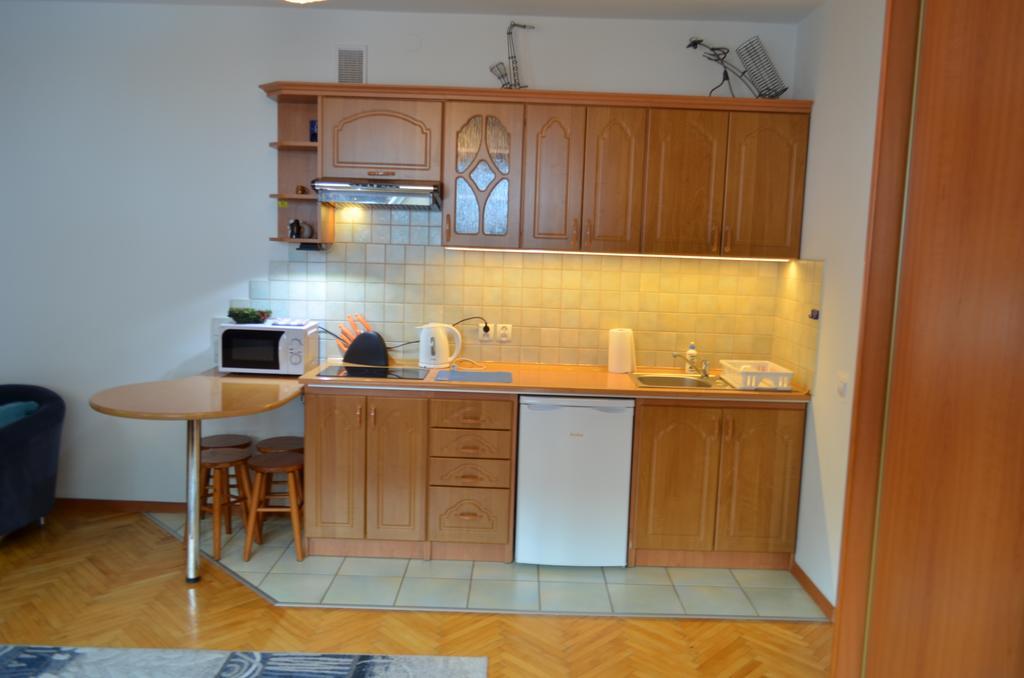Luzik Krynica Appartement Buitenkant foto